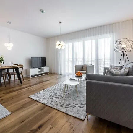 Premium Apartment *