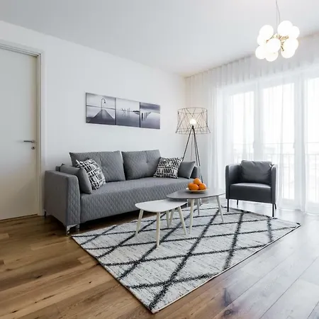 Premium Apartment *