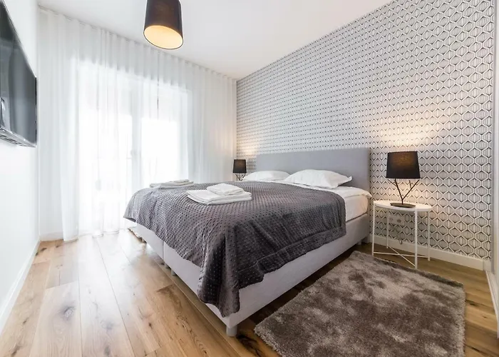 Premium Апартаменты *