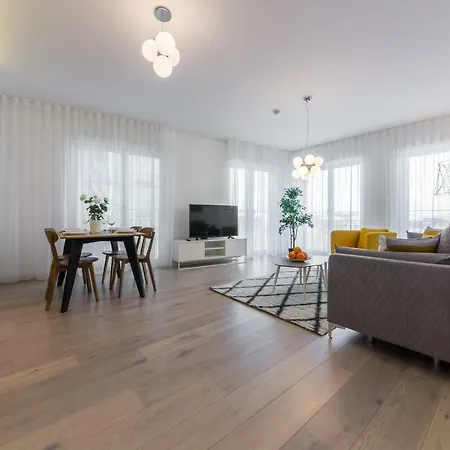 Premium * טאלין